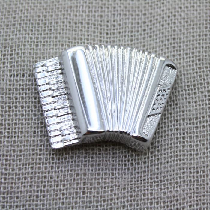 Pin 3D acordeón