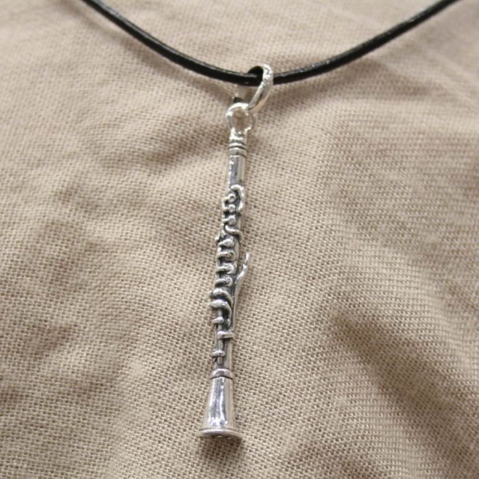 Colgante clarinete plata