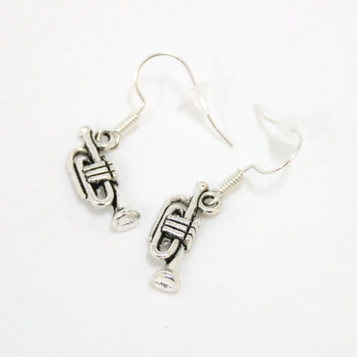 Pendientes trompeta