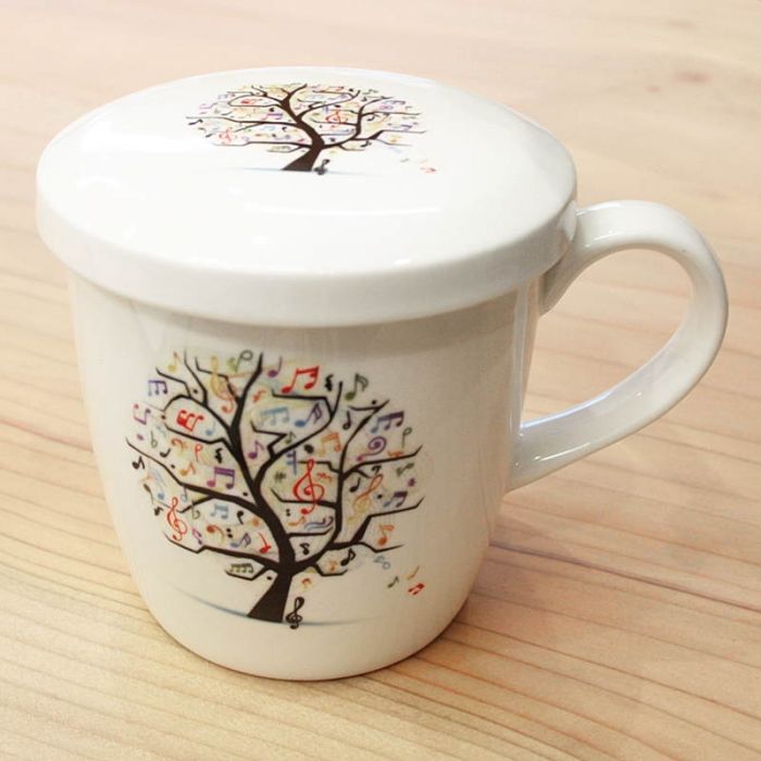 Taza árbol musical