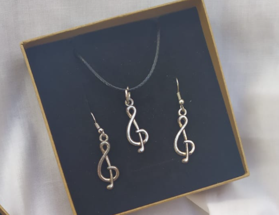 Conjunto clave de sol