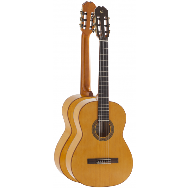 Guitarra Admira Triana